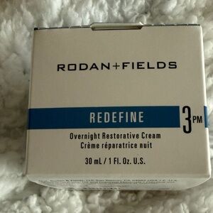 Rodan + Fields REDEFINE Overnight Cream - White and Blue